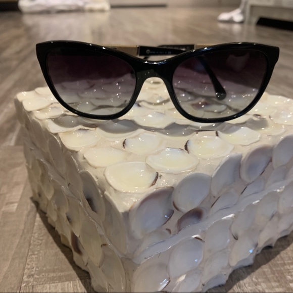 CHANEL Sunglasses main image 9